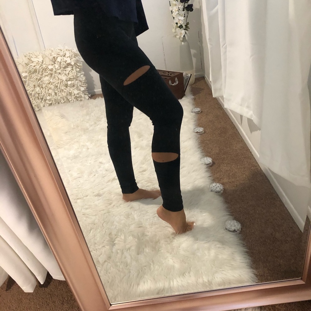BLACK SLIT YOGA LEGGING - Brand New, TAGS ON THEM